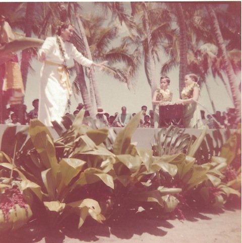 Nona Beamer with Her Sons – Keola & Kapono